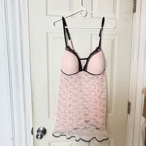 Secret treasures XL chemise top laced pink womens euc